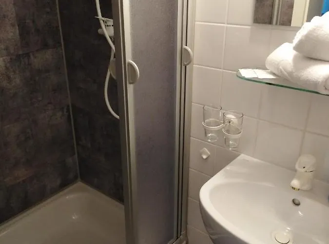 Edelweiss - Adults Only Oda ve Kahvaltı Neustadt am Rennsteig